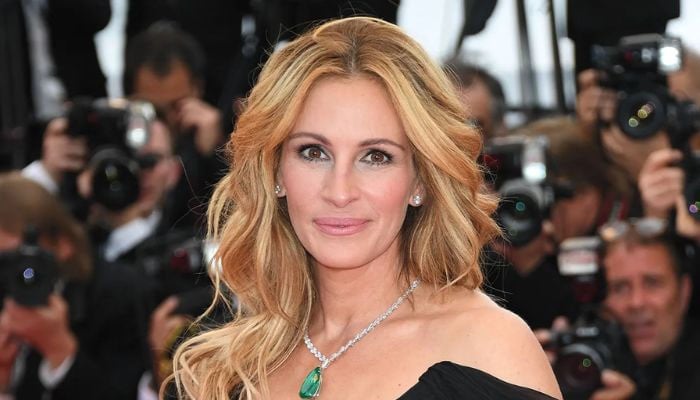 You won’t believe THESE actors have had strictly ‘no-kissing policy’ on camera