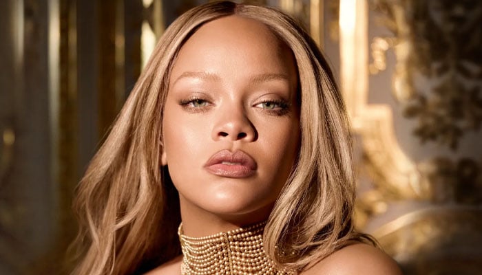 You wont believe which junk food THESE Hollywoods biggest stars cant resist