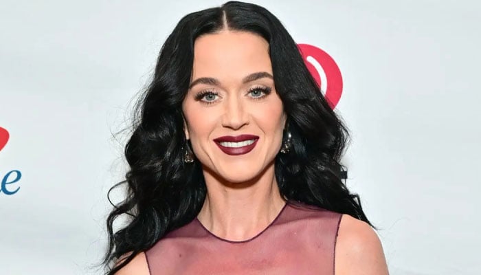 You wont believe which junk food THESE Hollywoods biggest stars cant resist