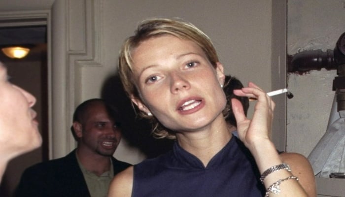 5 shocking celebrities you may not have known are avid smokers