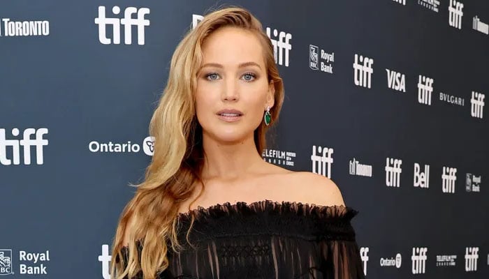 Youll be shocked to know THESE famous faces had no friends in high school