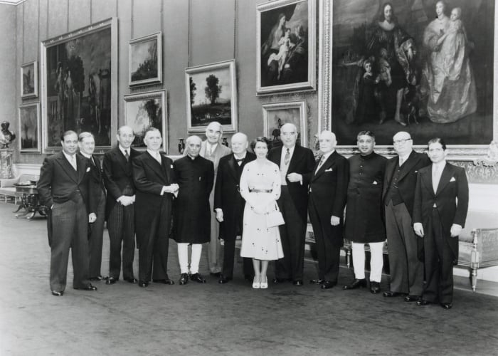 Queen Elizabeth with Commonwealth leaders at the 1953 Commonwealth Prime Ministers Meeting 1953/Flickr