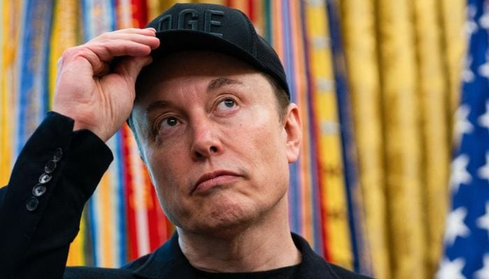 Five times Elon Musk was forced to say sorry