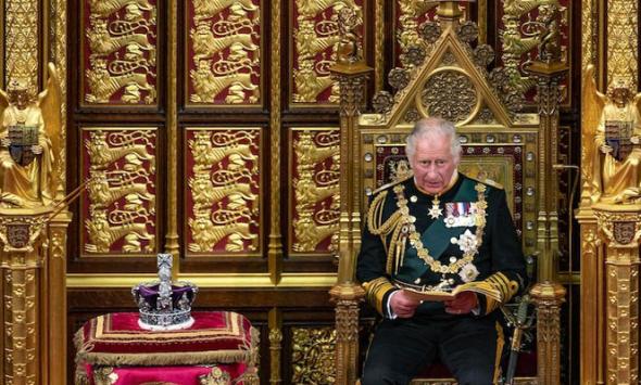 British Monarchy and the Act of Settlement: A sacred pact