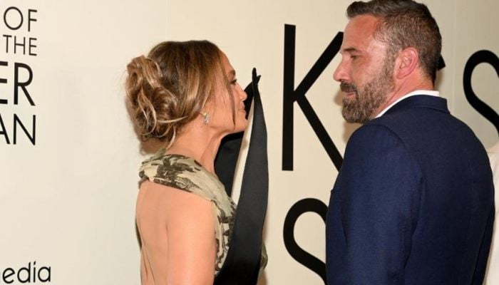 Jennifer Lopez heaps praises on Ben Affleck as exes reunite on red carpet