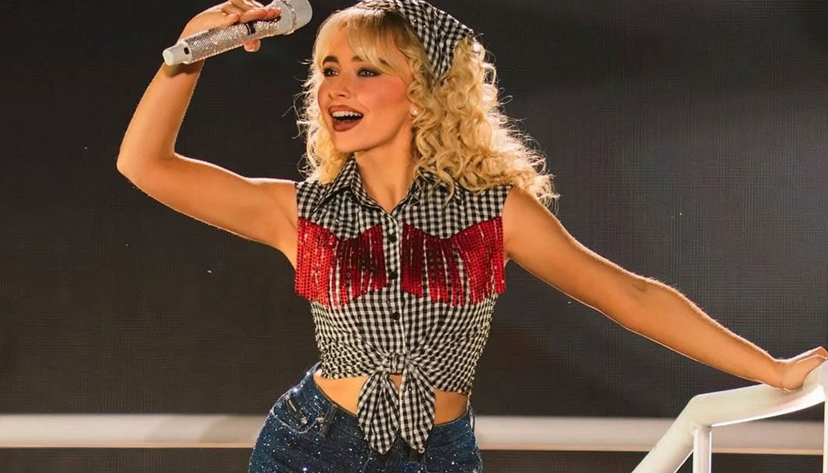 Sabrina Carpenter steals the spotlight at ACL festival with sparkling charm