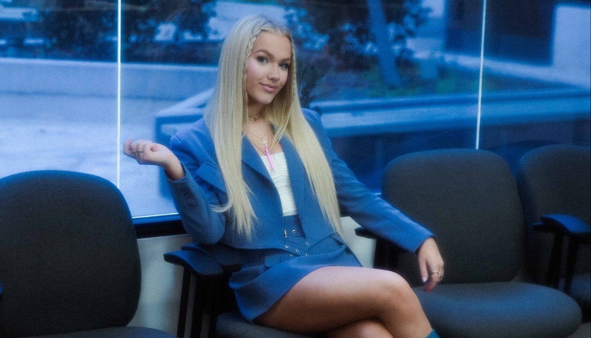 Celebrity Birthdays on October 17th - Eminem, Felicity Jones, Freya Skye born today