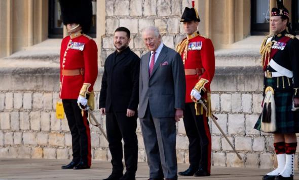 King Charles greets President Zelenskyy with full military honors at Windsor Castle