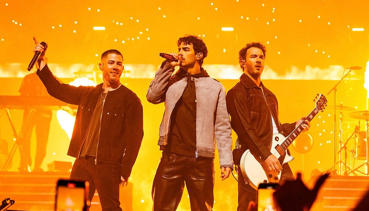 Jonas Brothers bring 20 Years of nostalgia to south Florida fans