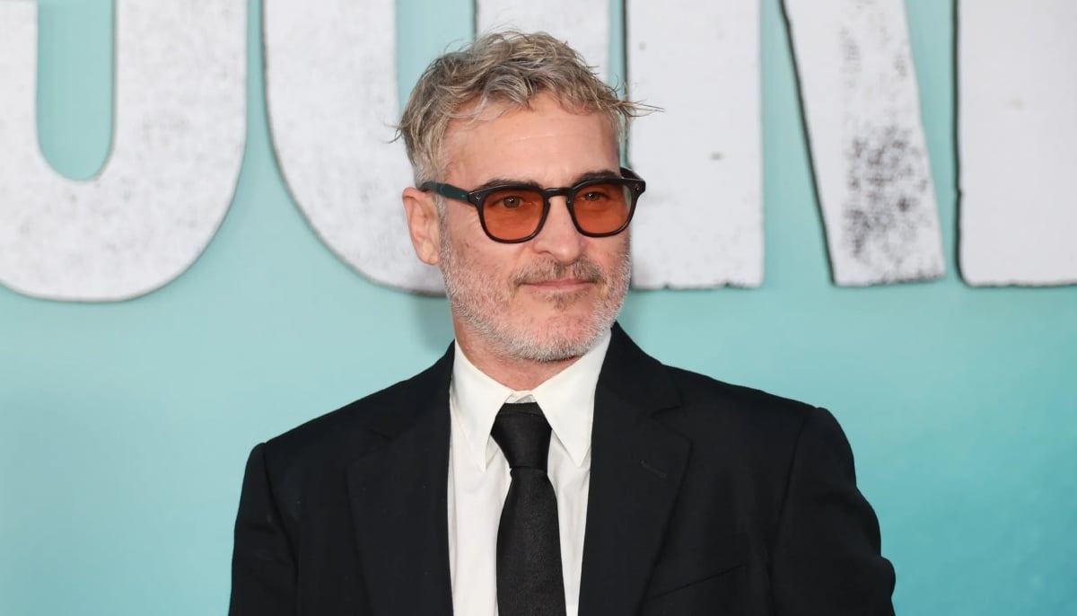 Celebrity Birthdays on October 28th - Joaquin Phoenix, Julia Roberts, Lola Tung born today