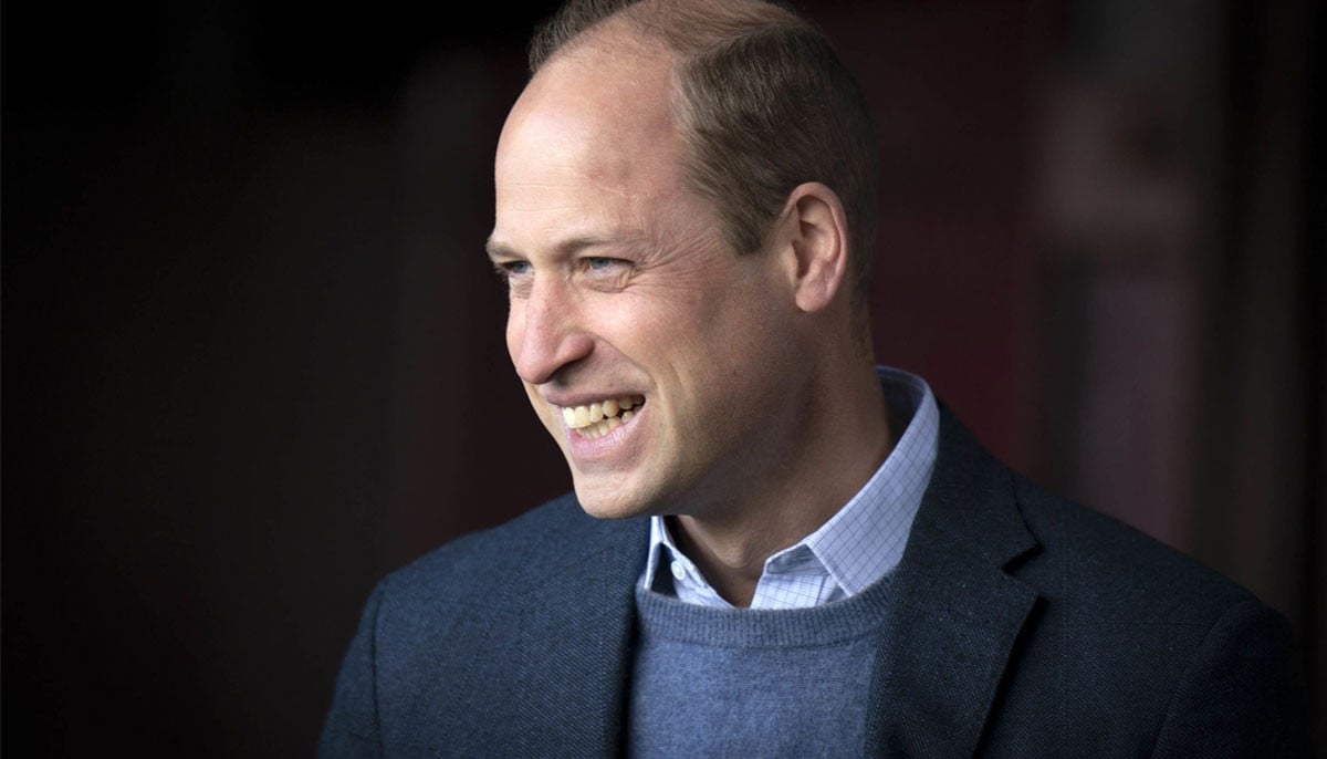 Prince William s bizarre mode of arrival has everyone talking