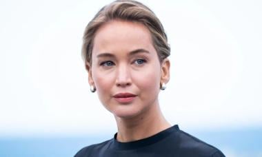 Jennifer Lawrence breaks silence on staying quiet about politics amid growing division        