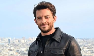 Jonathan Bailey shares friends’ hilarious reactions to his 'Sexiest Man Alive' title                                                                                                                                                           