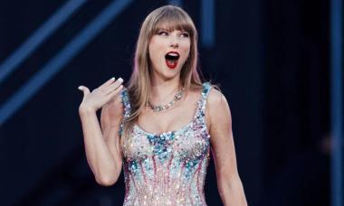 Taylor Swift's lavish diamond display puts her at risk of burglary