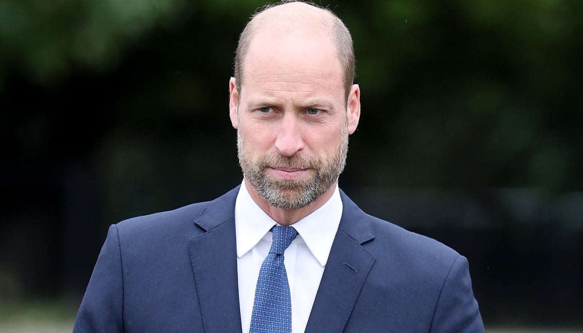 Prince William opens Rob Burrow MND centre in emotional reunion