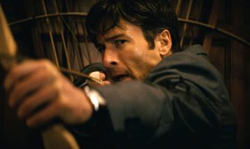 Glen Powell storms back into theaters with a killer new role in 'How to Make a Killing'