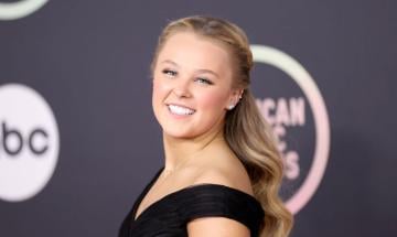 JoJo Siwa details terrifying health crisis hours before performance