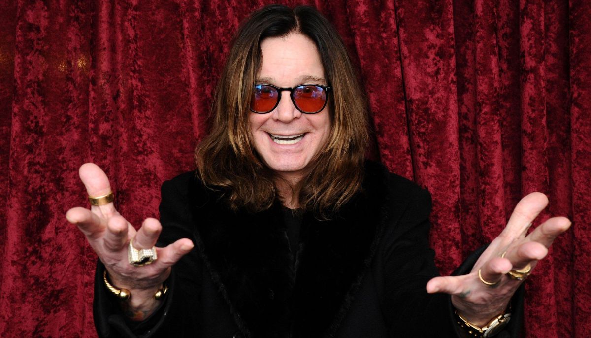 Julianne Moore, Ozzy Osbourne, Jenna Dewan Celebrate Birthdays on December 3