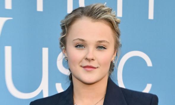 JoJo Siwa opens up about health after ovarian cyst rupture