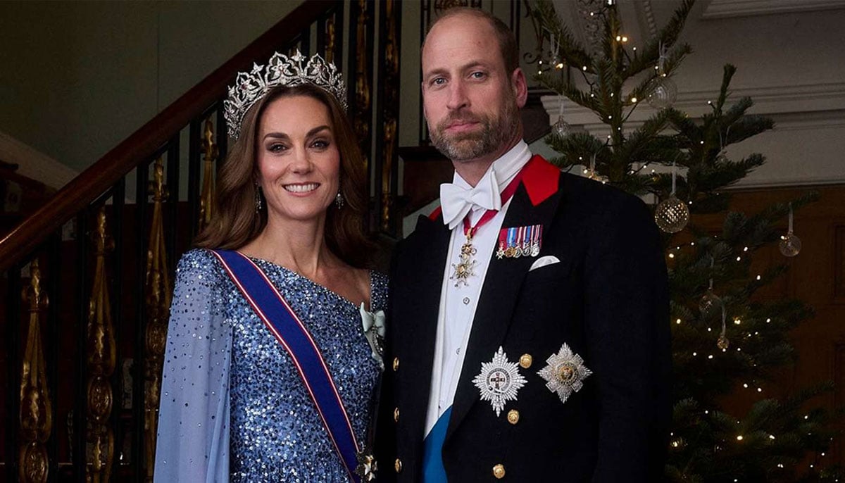 Kate Middleton’s Cinderella-inspired look outshines Prince William at Windsor banquet