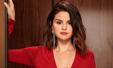 Selena Gomez shares sweet newlywed moments with her fans