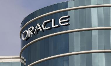 Oracle shares drop over 12% in premarket, pulling down major AI stocks