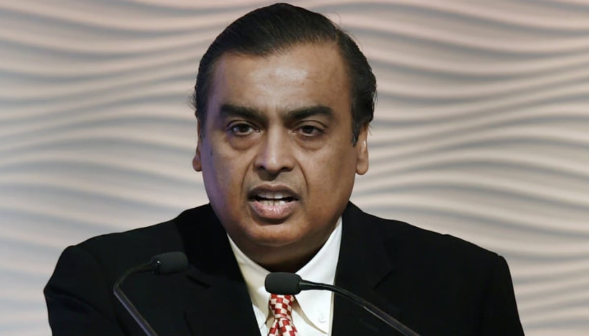 Billionaire Mukesh Ambani advises graduates to ask better questions from ChatGPT