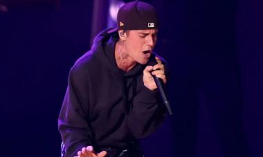 Justin Bieber sends fans into frenzy by recreating iconic ‘Baby’ moment