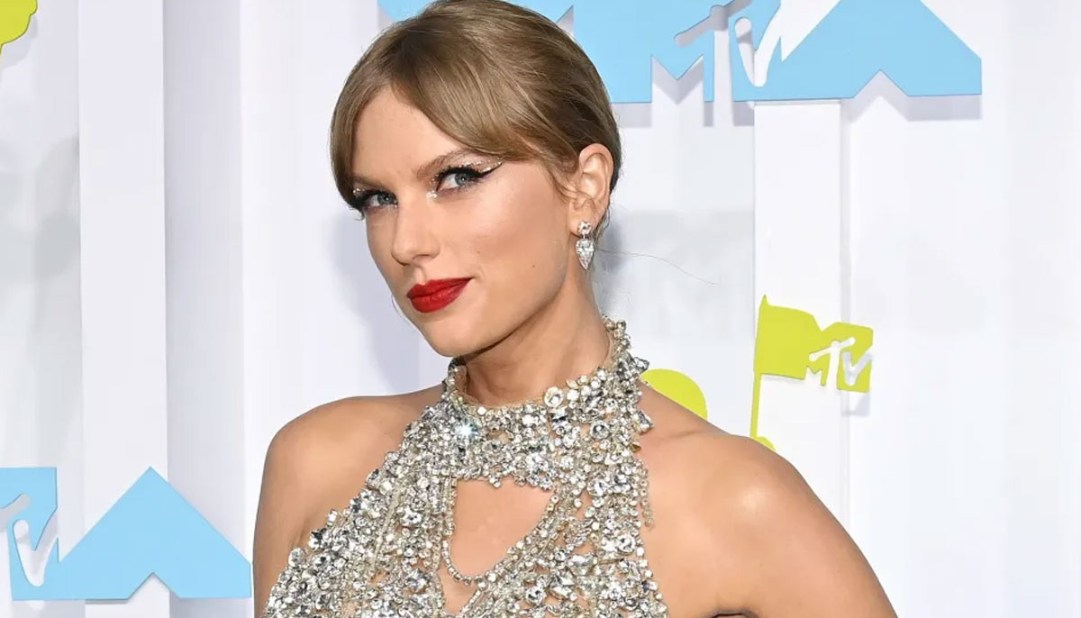 Jamie Foxx, Taylor Swift, Steve Buscemi celebrate birthdays on December 13