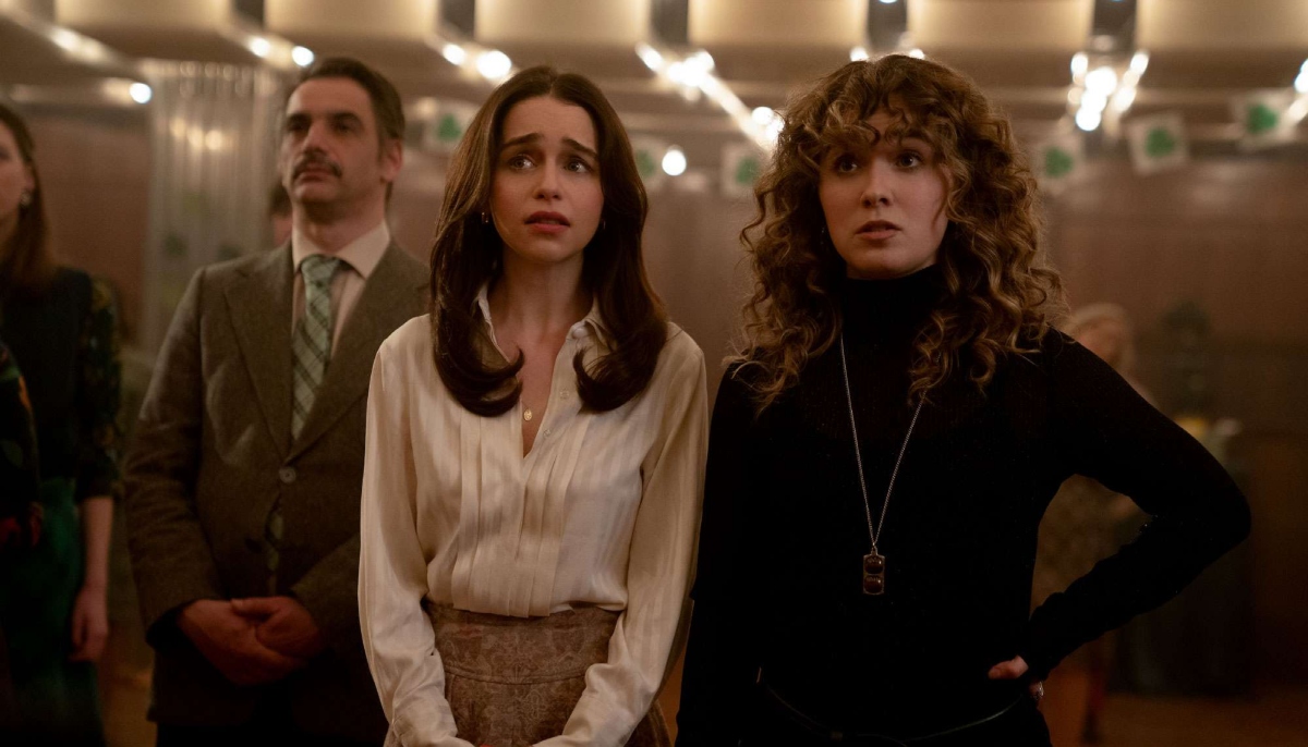 Emilia Clarke, Haley Lu Richardson go undercover in Peacock’s ‘Ponies’