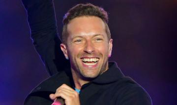 Chris Martin makes unaware couple's wedding unforgettable with surprise gesture