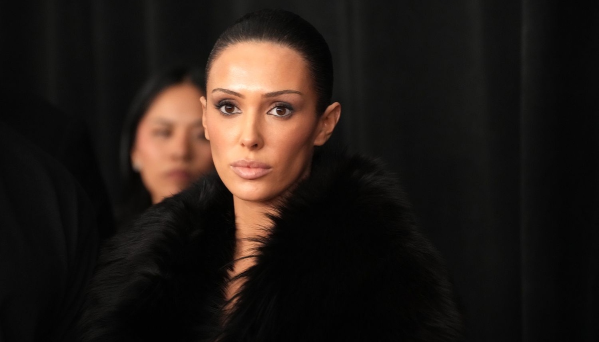 Bianca Censori breaks silence on online backlash through masked interview