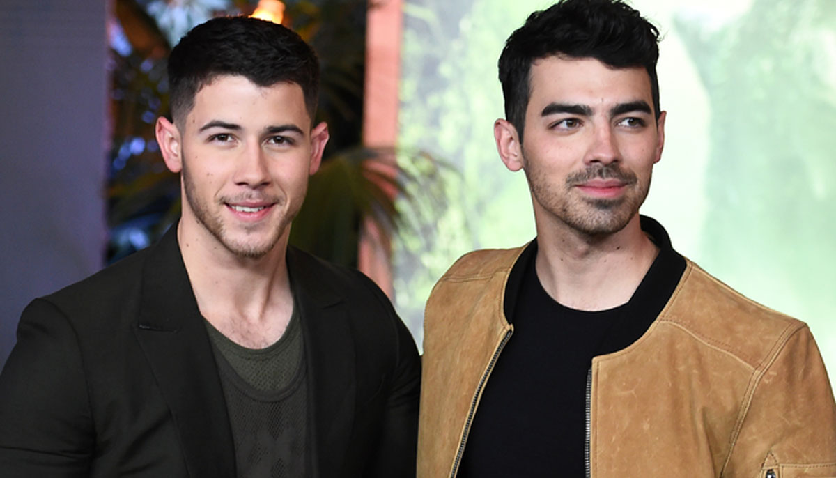 Watch Nick Jonas’ surprisingly unexpected way to inform Joe Jonas about new single