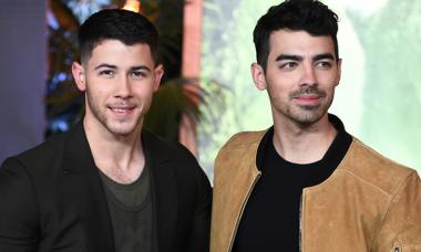 Watch Nick Jonas’ surprisingly unexpected way to inform Joe Jonas about new single