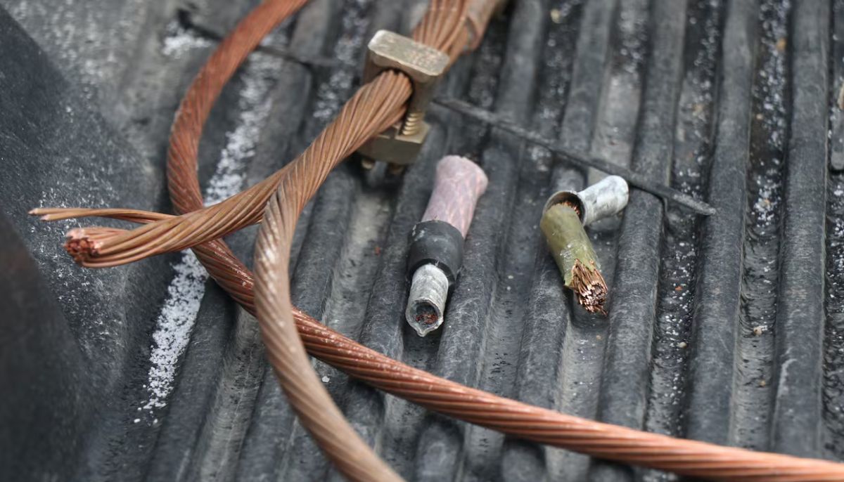 Copper wire heist? Raleigh workers arrested over 1000 pounds stolen