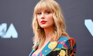 Taylor Swift shows her goodwill philanthropic side with yet another generous donation