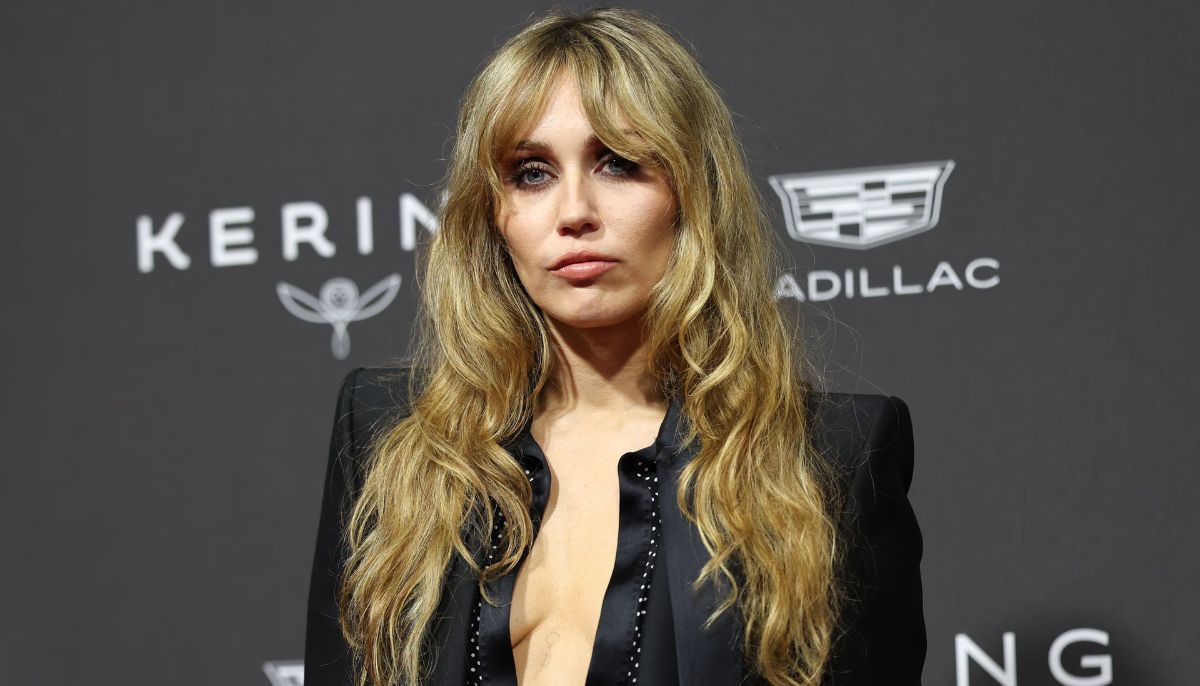 Miley Cyrus champions entertainment community while accepting Palm Springs honour