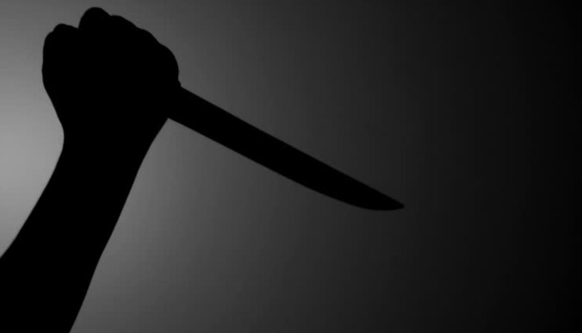 Woman ‘slowly slashes boyfriend’s throat’ in gruesome domestic row