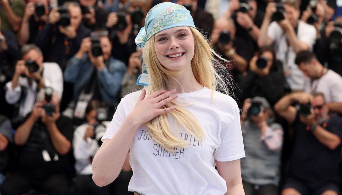 Elle Fanning choosing presence over pressure this year