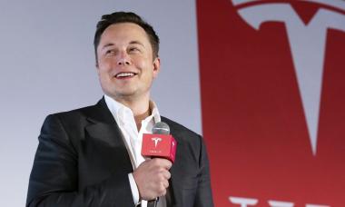 Elon Musk’s Tesla to offer FSD subscription model from Feb 14