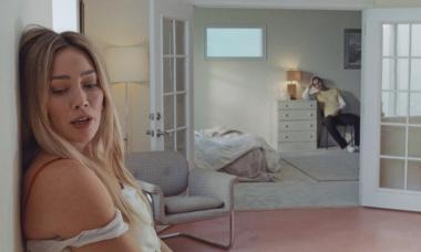 Hilary Duff goes steamy in her latest single 'Roommates'