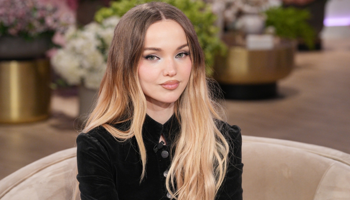 Dove Cameron opens up about her phone anxiety