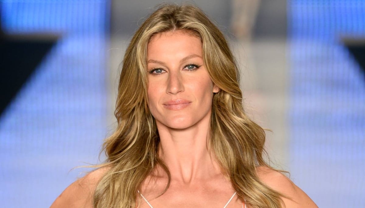 Gisele Bündchen steps out wearing wedding ring for first time since nuptials