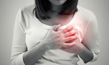 Expert explains why heart attacks prove more fatal for female patients