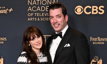 Jonathan Scott plans ‘intimate’ wedding with Zooey Deschanel, prioritizes close circle