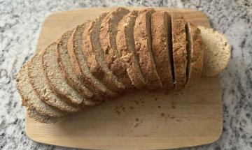 Expert explains how to prepare flour free high protein flaxseed bread
