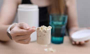 Expert explains how creatine can cause rapid weight gain