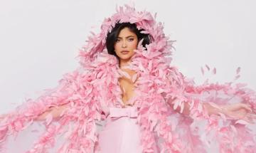 Kylie Jenner remains super involved in Kylie Cosmetics after sale