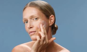 Did you know? nighttime routines are best for thorough facial purification