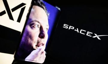 Elon Musk pressures SpaceX IPO partners to spend on X, xAI